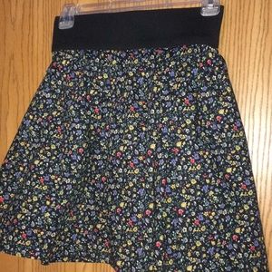 Necessary Objects skirt w/ elastic waist band